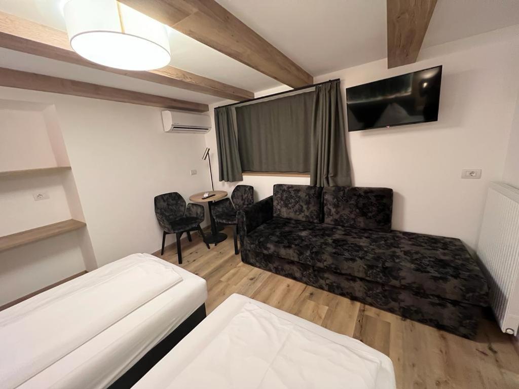 Gasthof Zur Sonne 카르다노 외부 사진