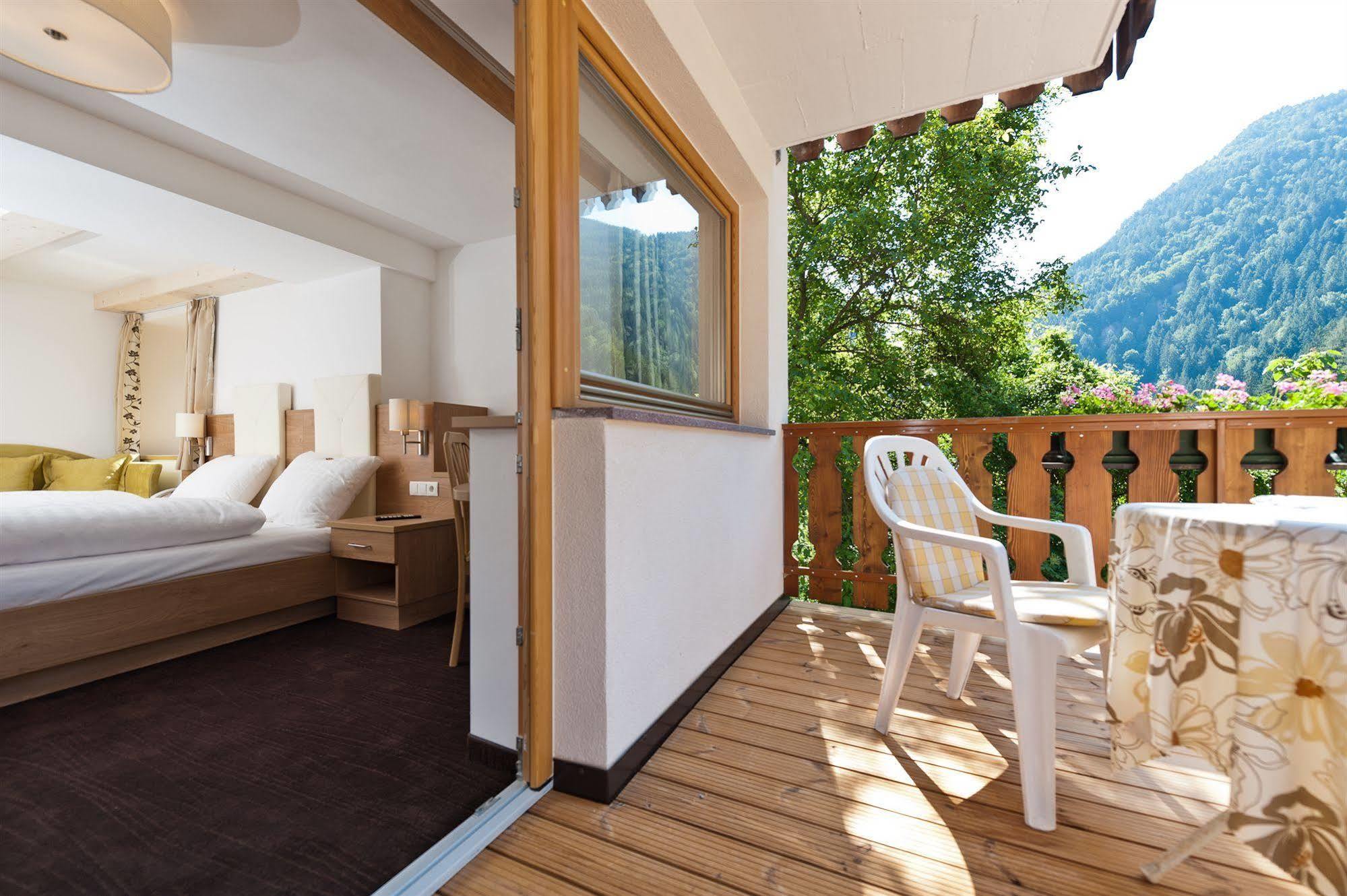Gasthof Zur Sonne 카르다노 외부 사진